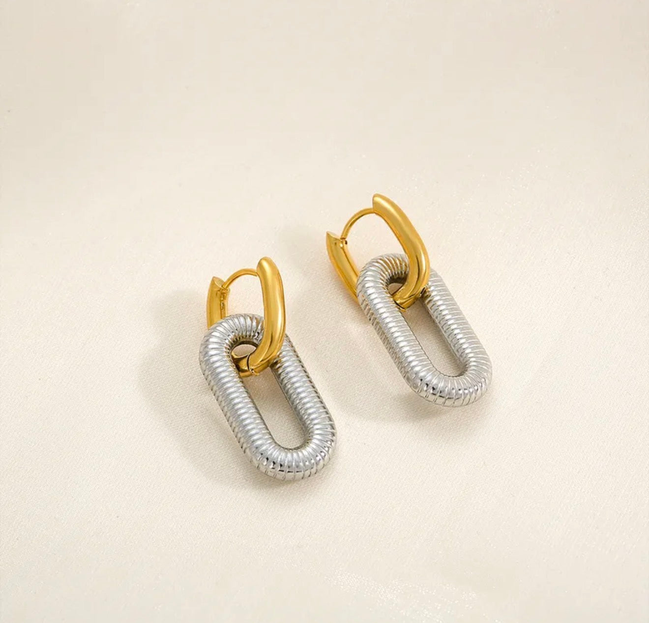 Lia Two Tone Earrings