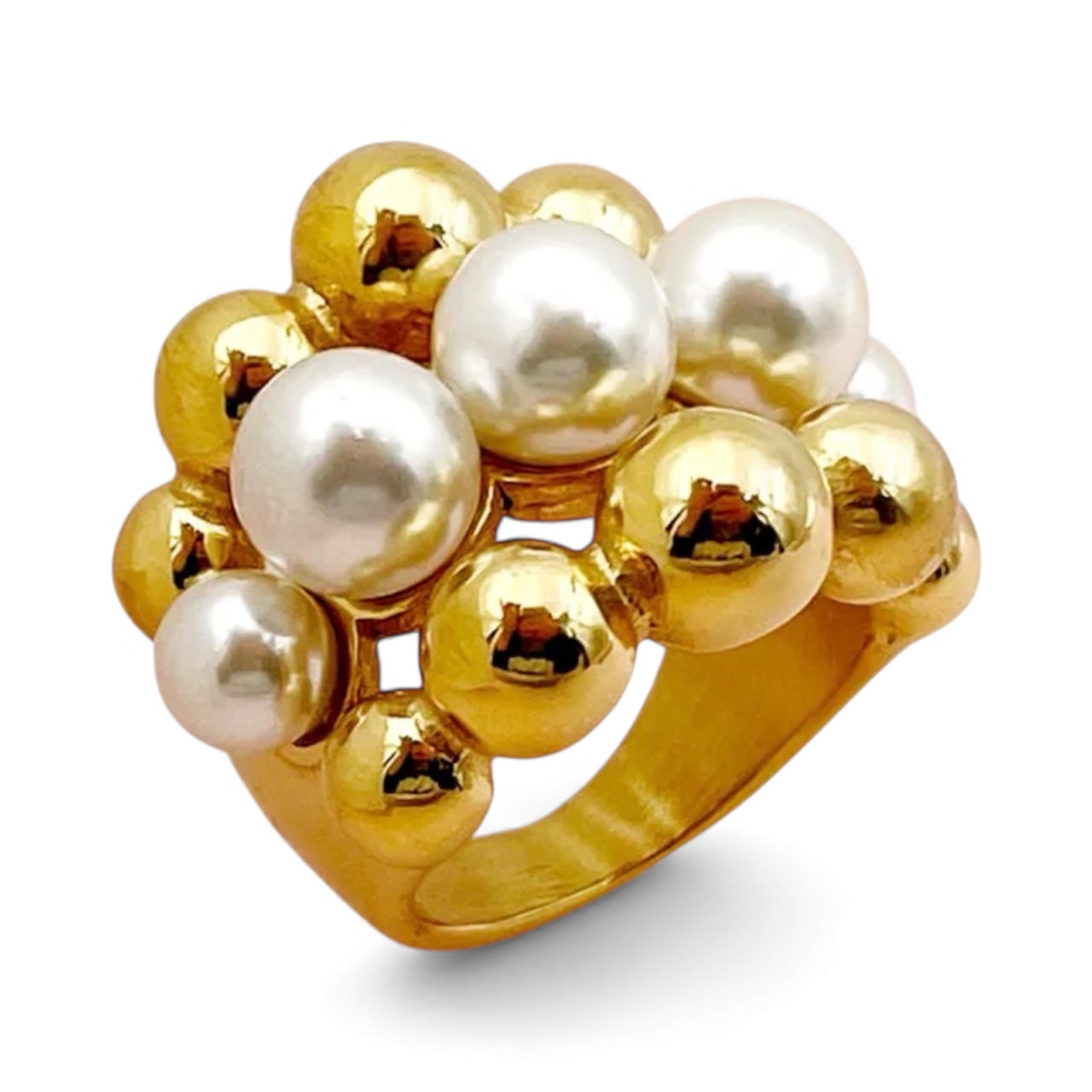 Fine Pearl Golden Ring