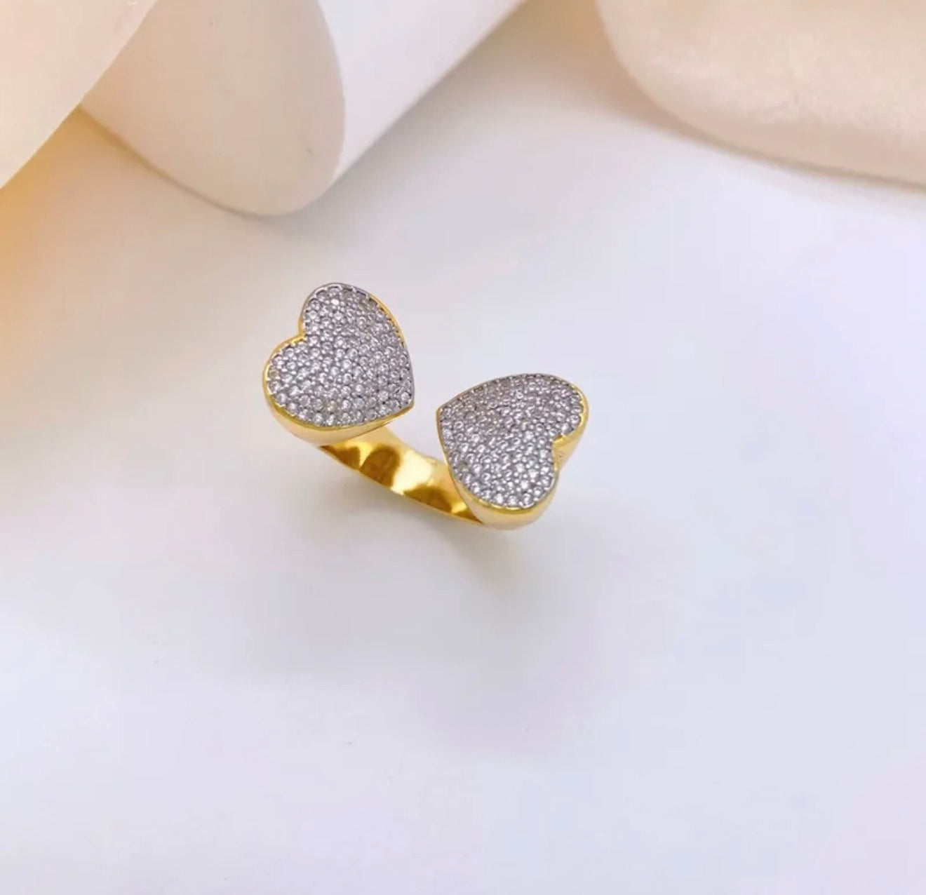 Lovely Hearts Ring