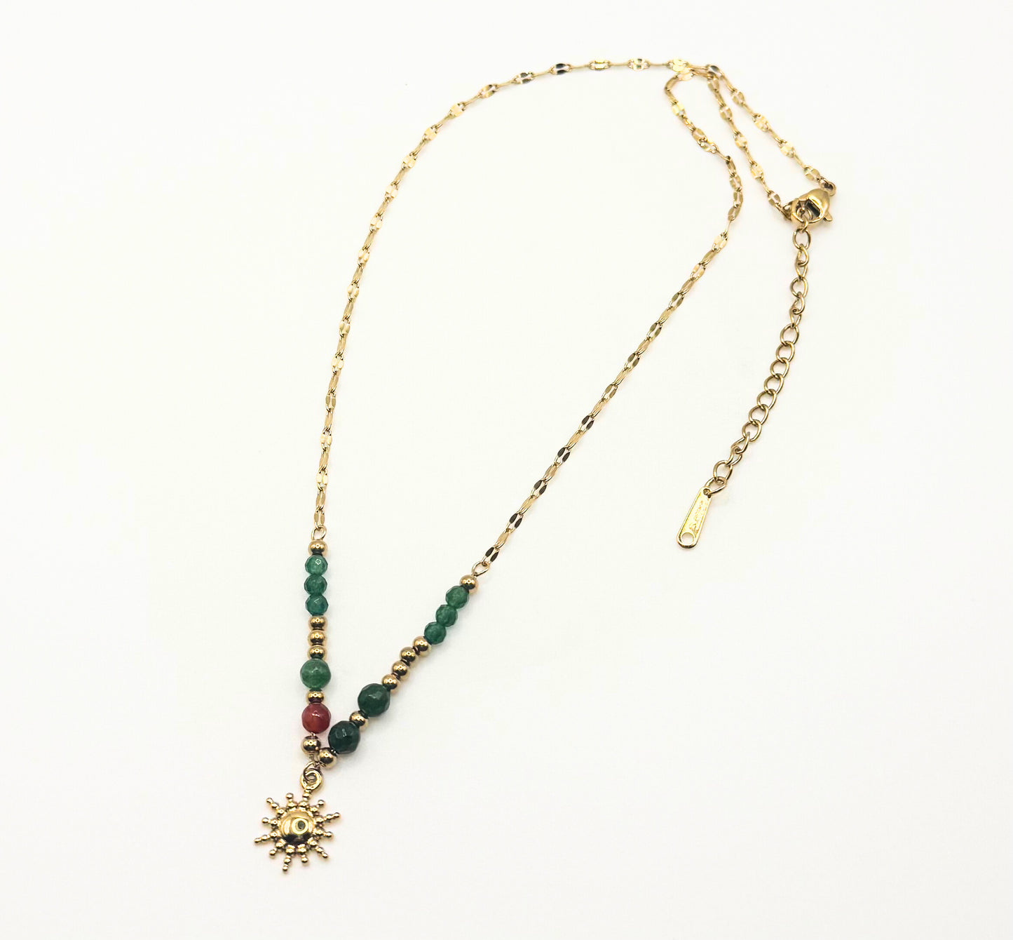 Collar de sol esmeralda