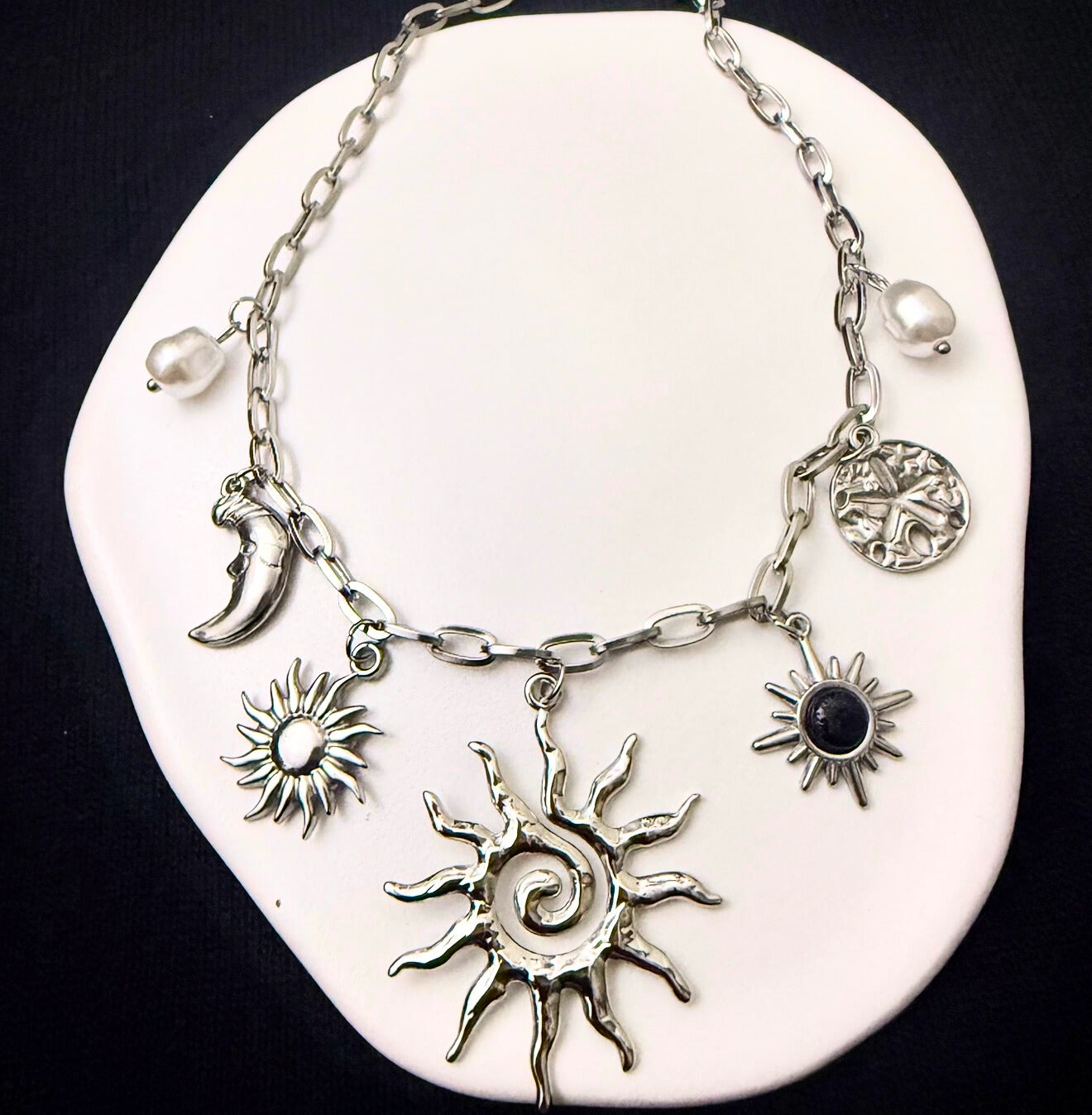 Collar Eclipse
