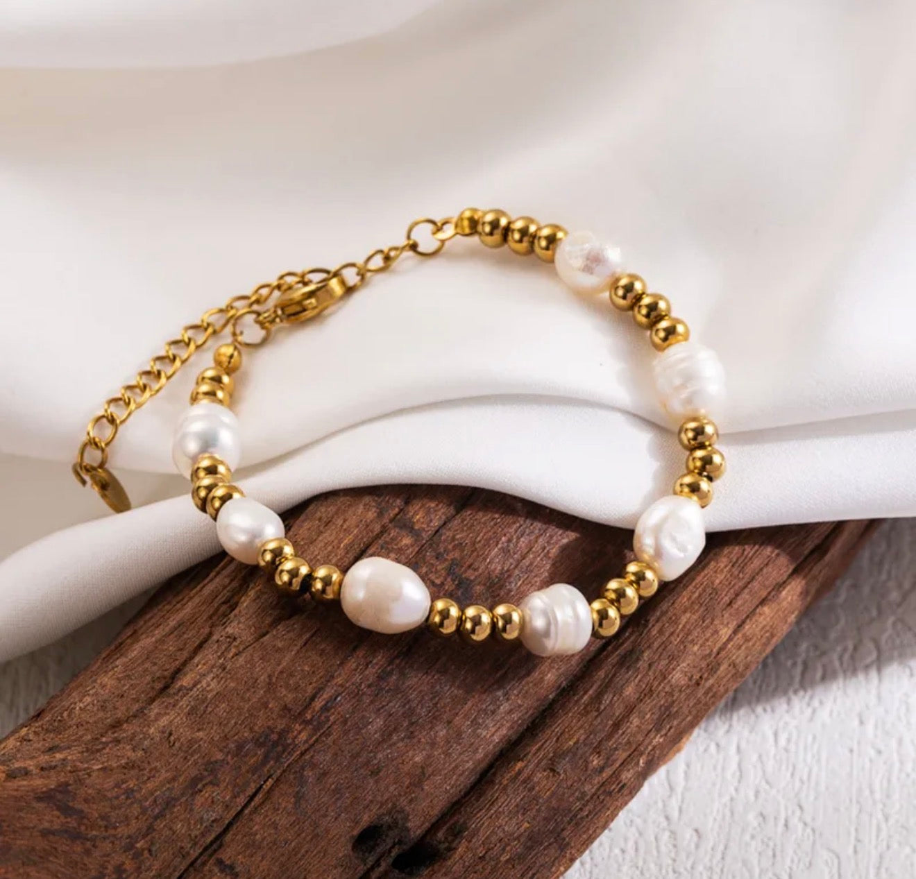 Golden Pearl Bracelet