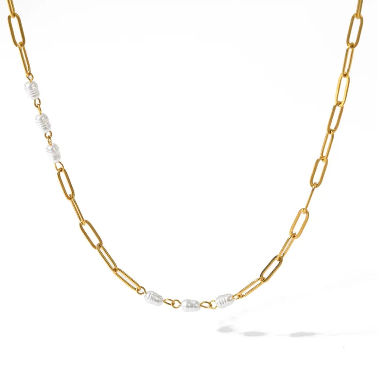 Serena Pearl Necklace
