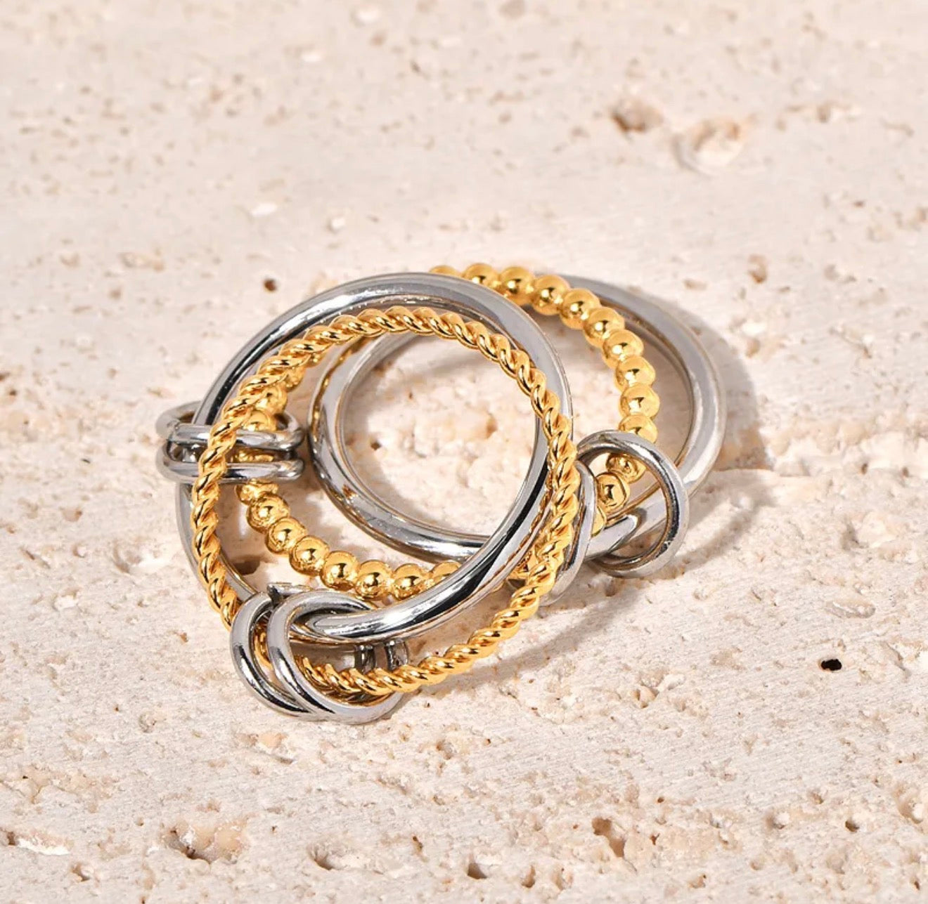 Luna Interlock Two-Tone Ring