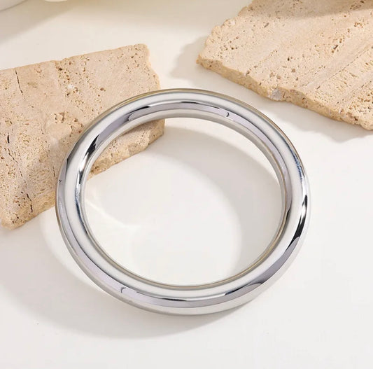 Silver Elegance Bangle