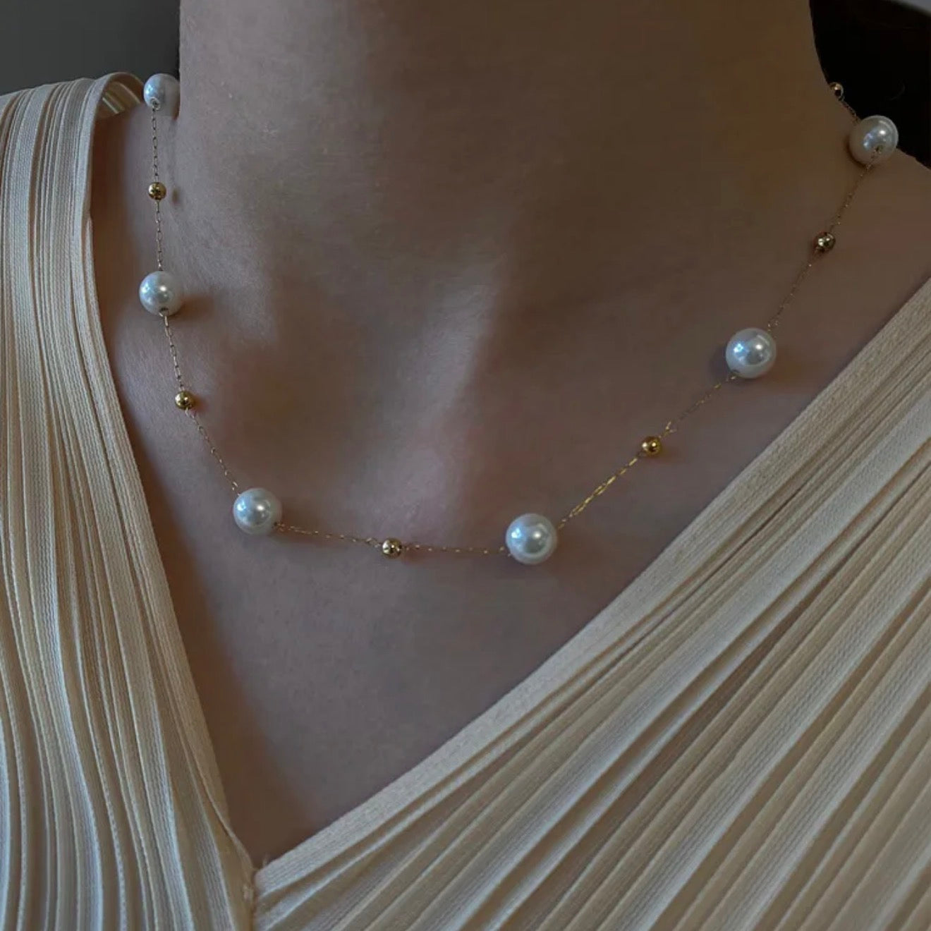 Vera Pearl Necklace