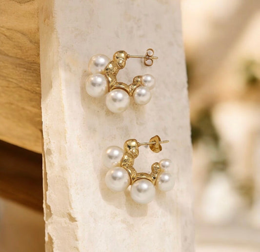 Anita Pearl Earrings