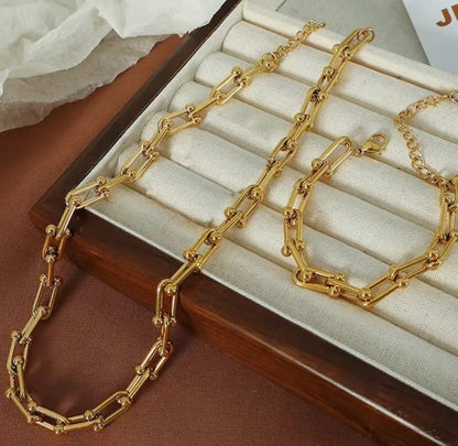 Liffany Golden Necklace
