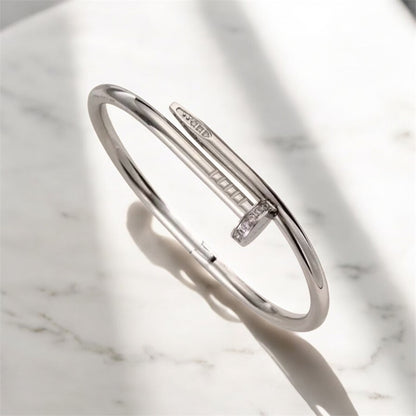 Kartier Silver Bangle