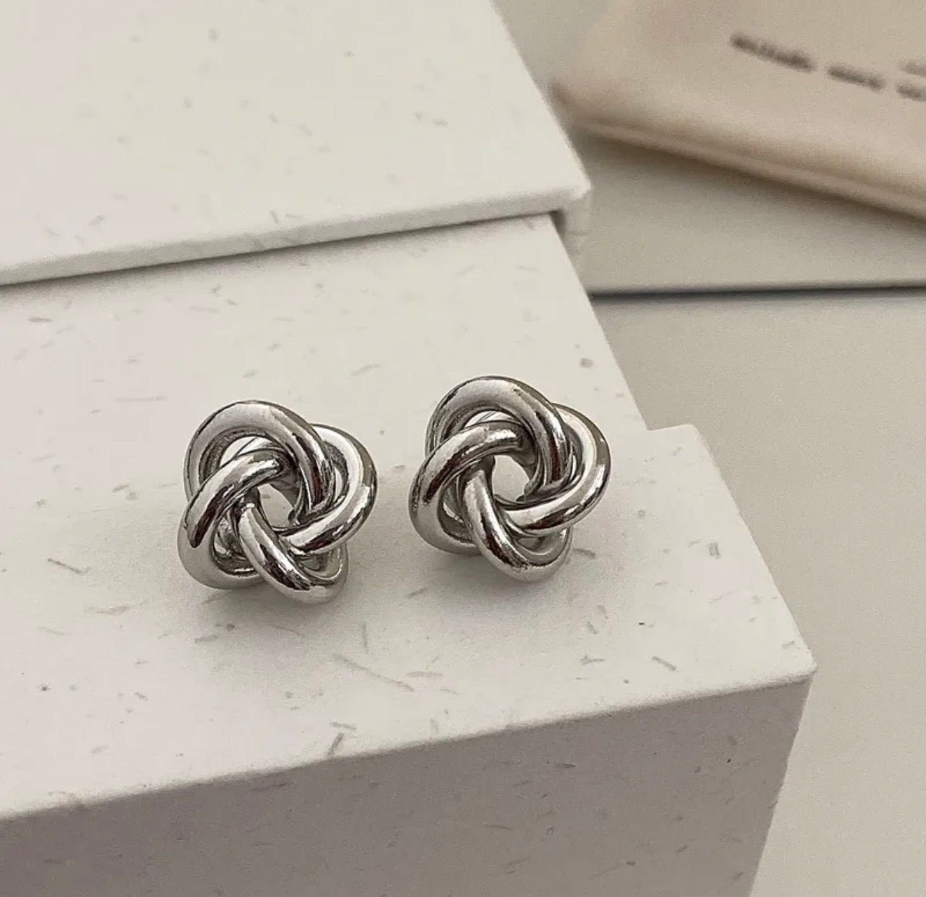 Silver Knots Earrings