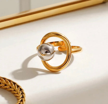 Ariana Orbit Adjustable Ring