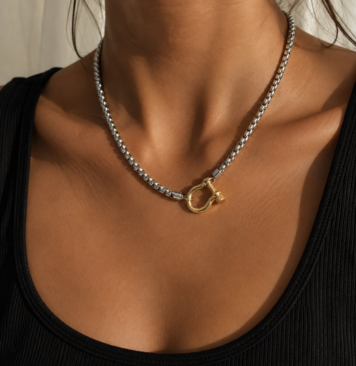 Golden Horseshoe Necklace