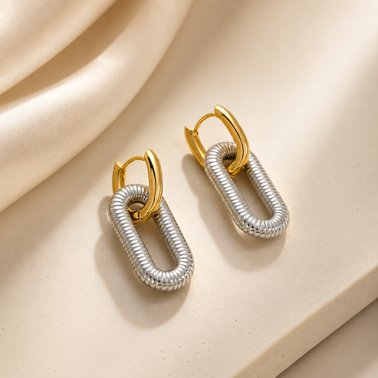Lia Two Tone Earrings