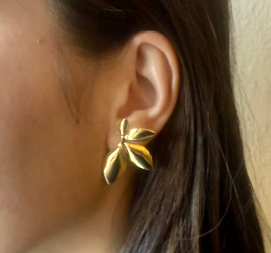 Golden Leaf Earrings