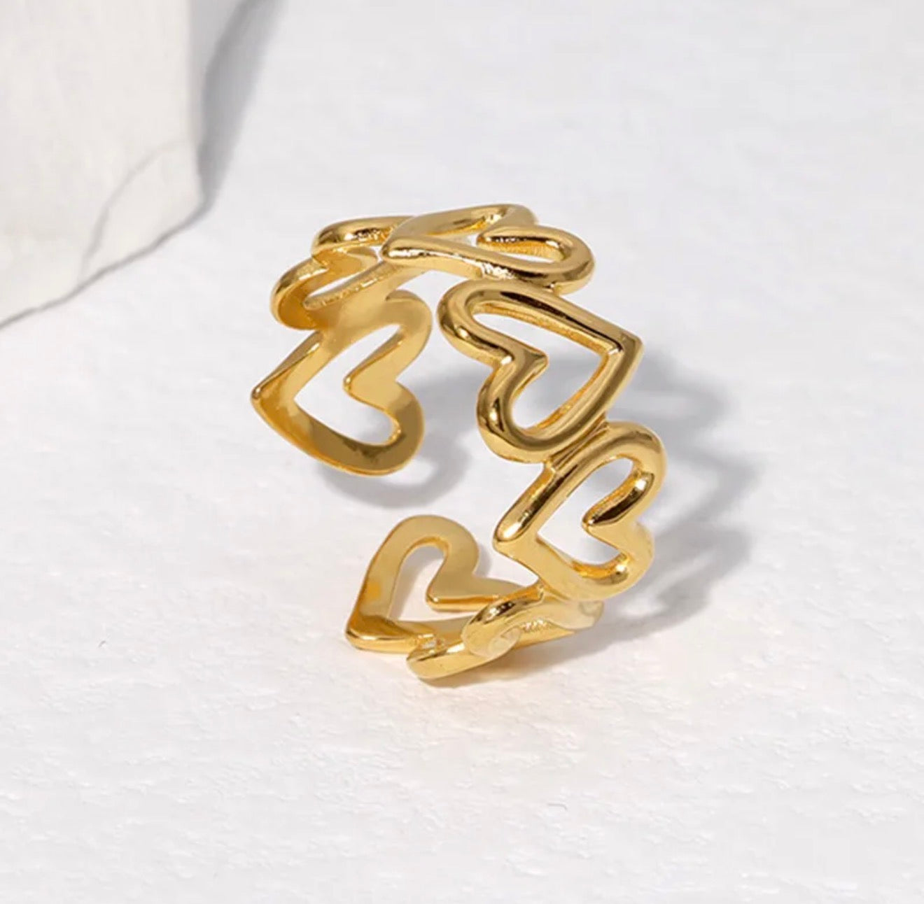 Amora Open Heart Ring- Gold