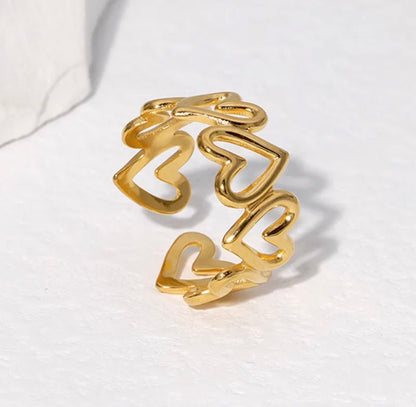 Amora Open Heart Ring- Gold