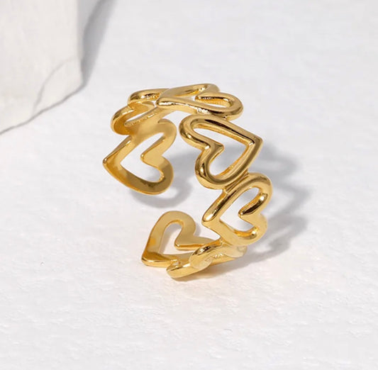 Amora Open Heart Ring- Gold