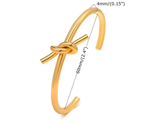 Knot Golden Bangle