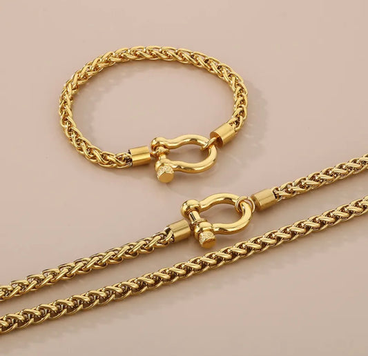 Monarch Rope Golden Chain