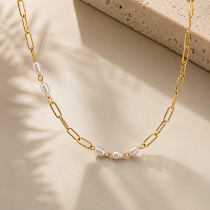 Serena Pearl Necklace