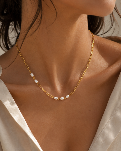 Serena Pearl Necklace