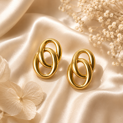 Luna Interlock Golden Earrings