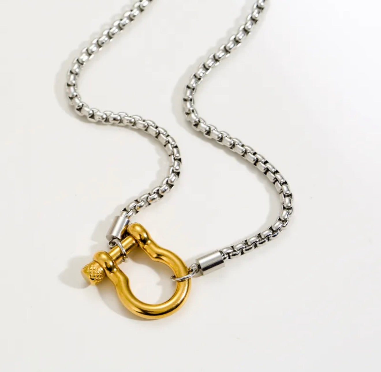Golden Horseshoe Necklace