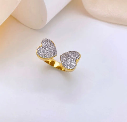 Lovely Hearts Ring