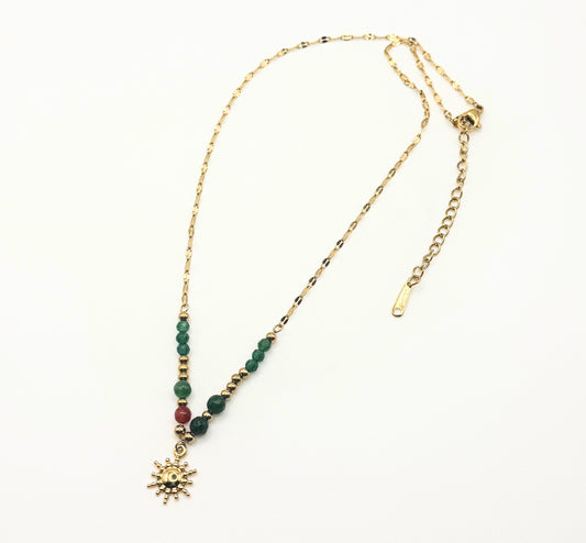 Collar de sol esmeralda