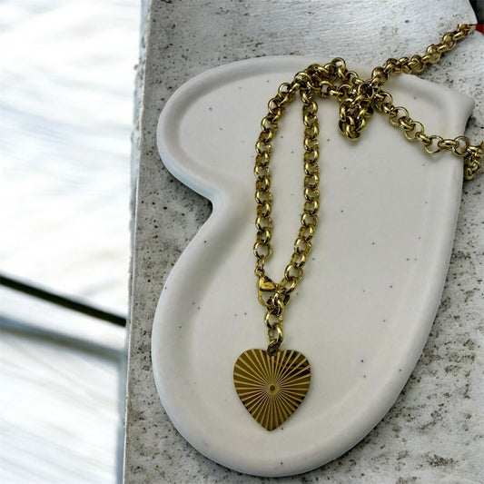 Sagrado Corazón Necklace